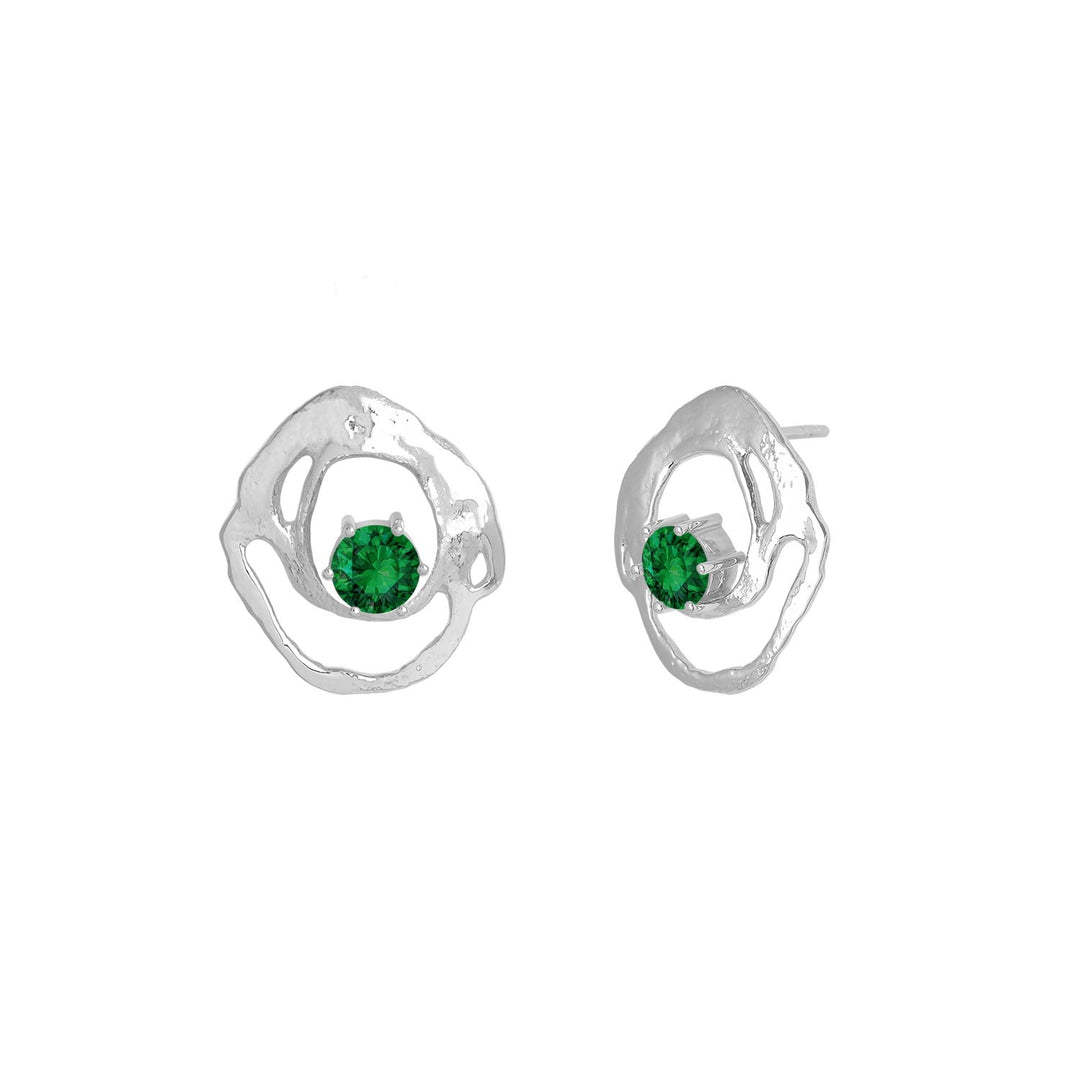 Silfureyrnalokkar með emerald steinum