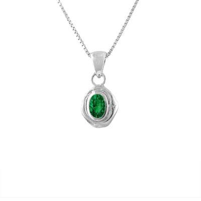 Silfurhálsmen með emerald