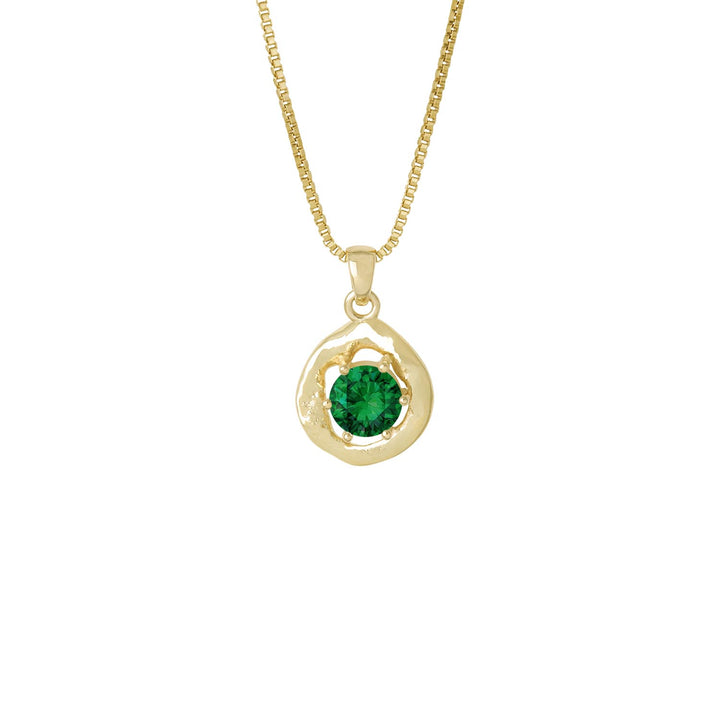 Gullhálsmen með emerald steini