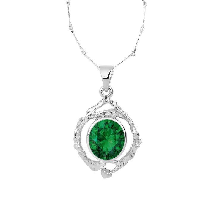 Silfurhálsmen með emerald