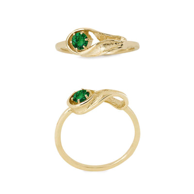 Gullhringur með emerald - Eilífð