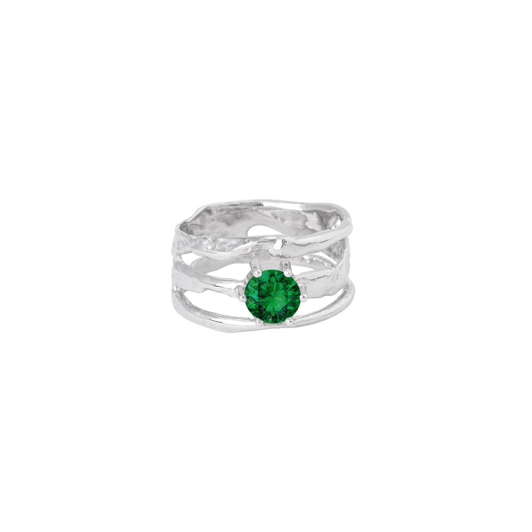 Silfurhringur með emerald steini