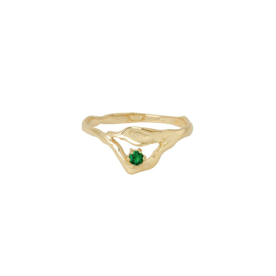 Gullhringur með emerald steini